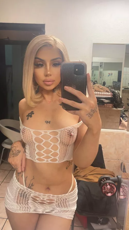 All white ;) by Busty_babyy