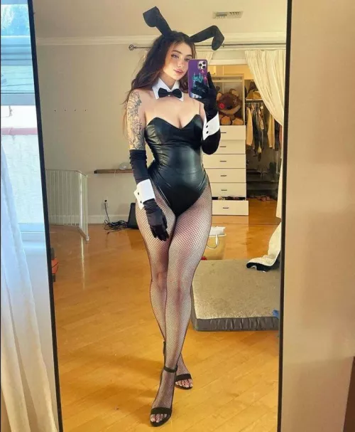 Bunny girl Mai , if u see me lemme know down 😊 by Many_Geologist_7044