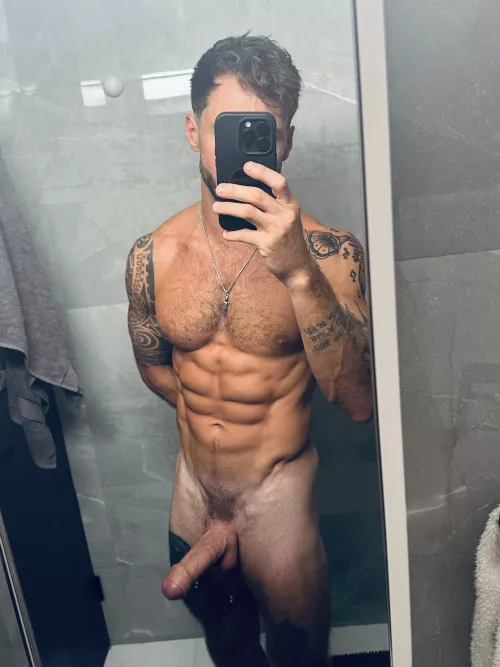 Can you think of a good caption? by Fittfiddle