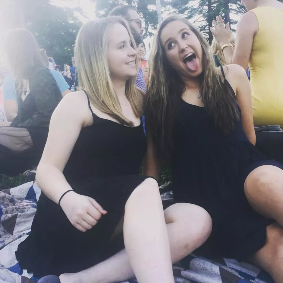 Candid posted by hillsnvalleys412