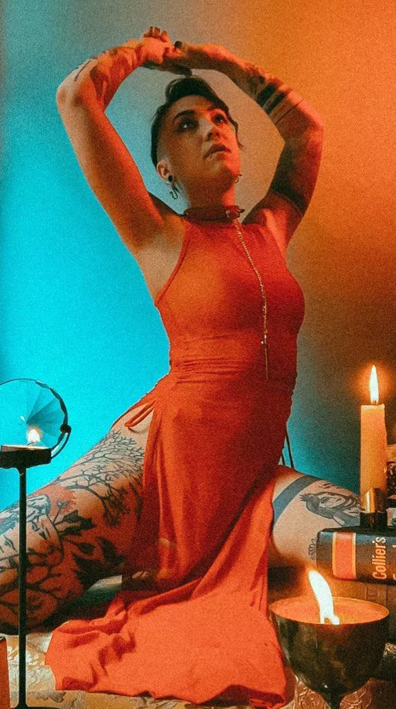 candlelight [NB] posted by UrsinaeVespera