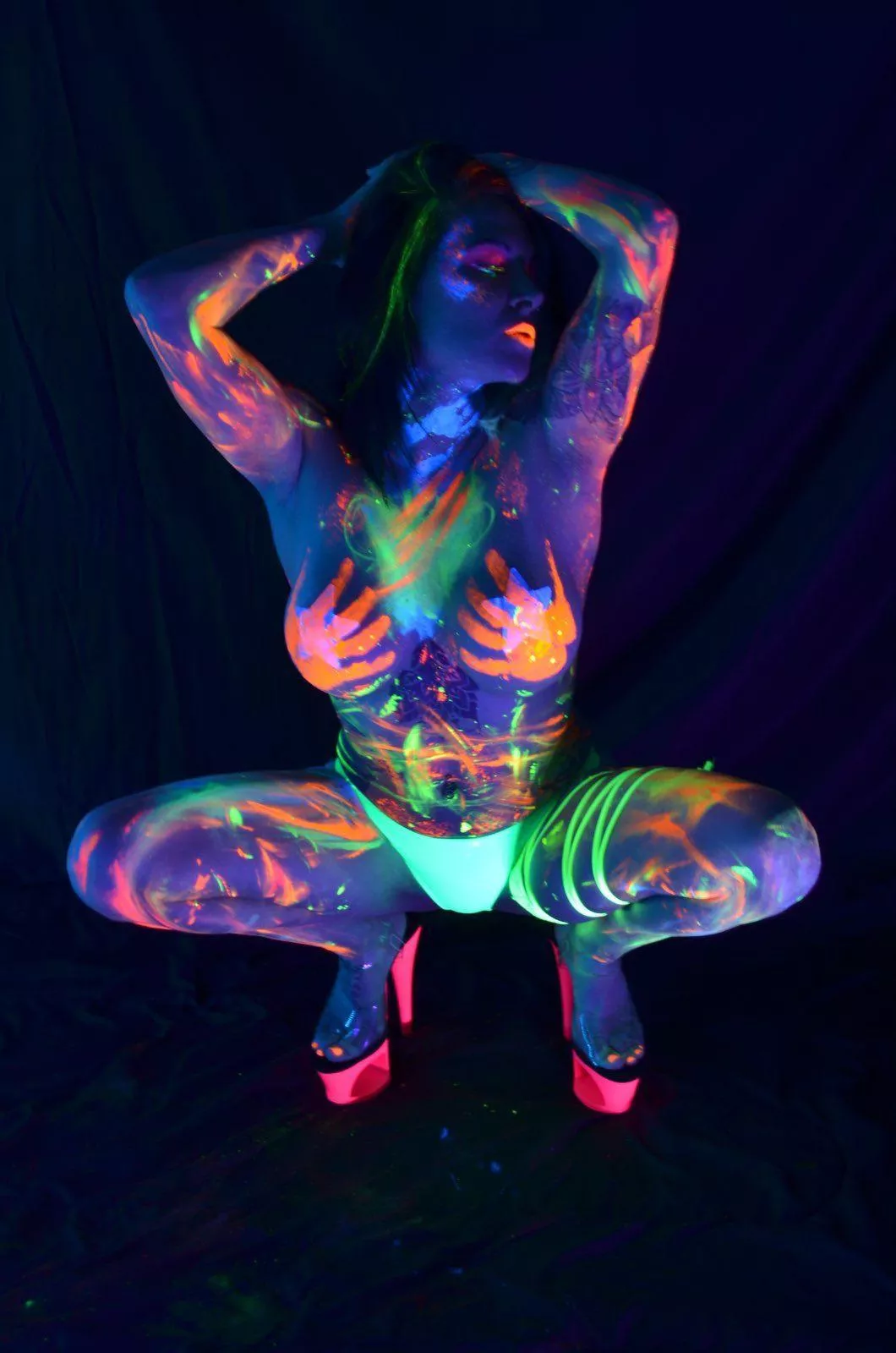 Cum glows like this too posted by Informal6427