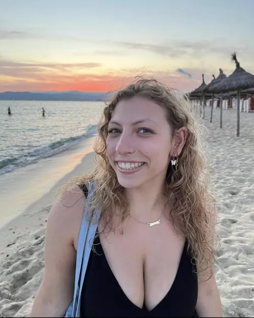 Deep cleavage by Heisenberg_dealer