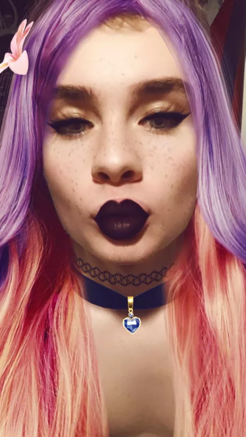 Do I make a good goth girl? by assjiggleingfemboyxx