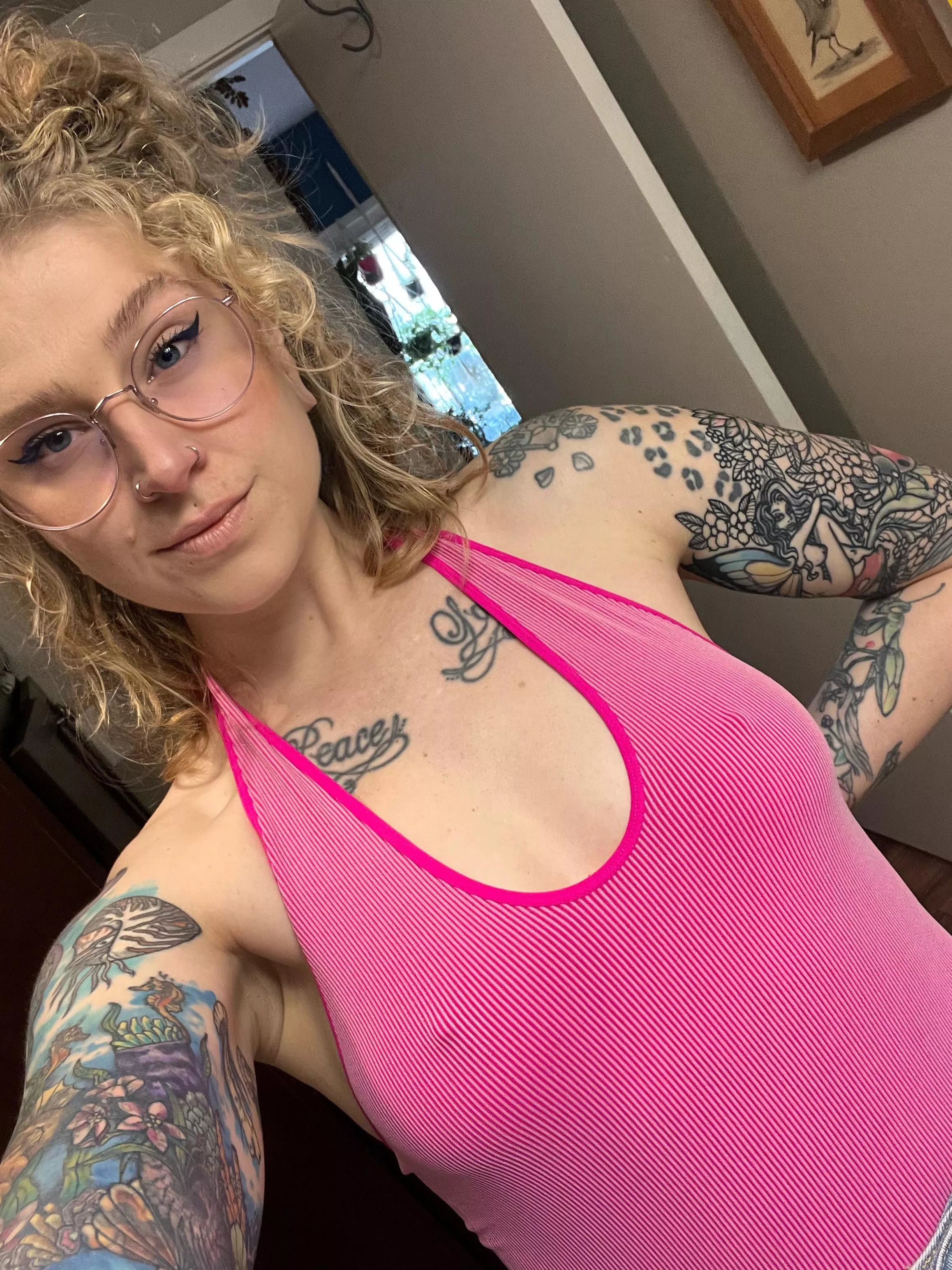 Do you think I’ll distract people while grocery shopping? posted by poppys_exposed