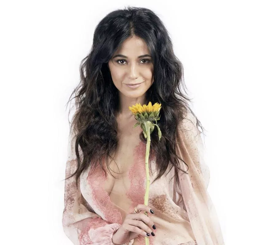 Emmanuelle Chriqui posted by painefinalfantasy