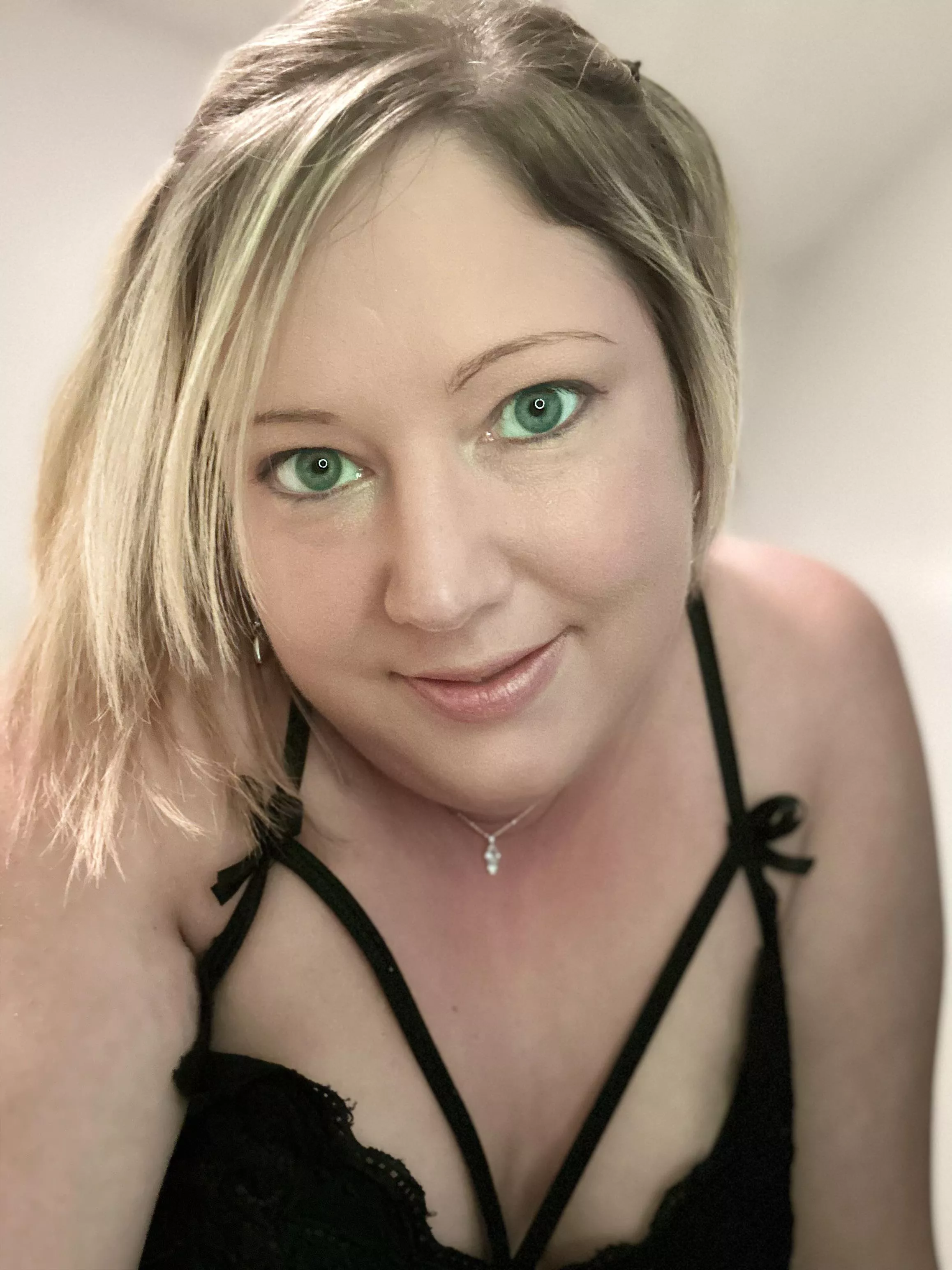 Feeling playful tonight ❤️‍🔥🌶️🥰 posted by AllyNicole917