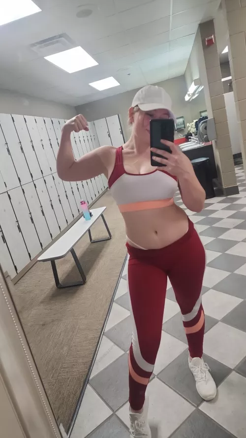 Got a mean workout in the am 😝 by emmiazure