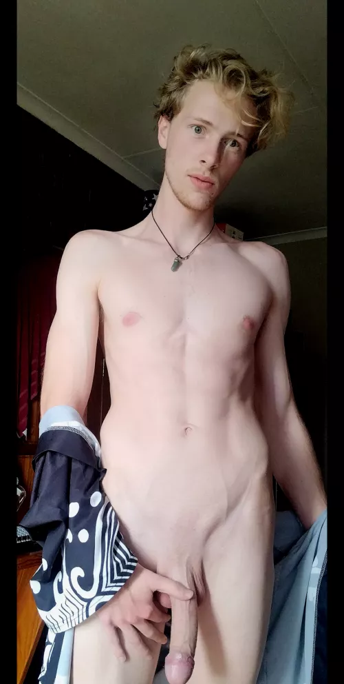 Hmm who lives my V line veins? 👾 by notablysexyaf