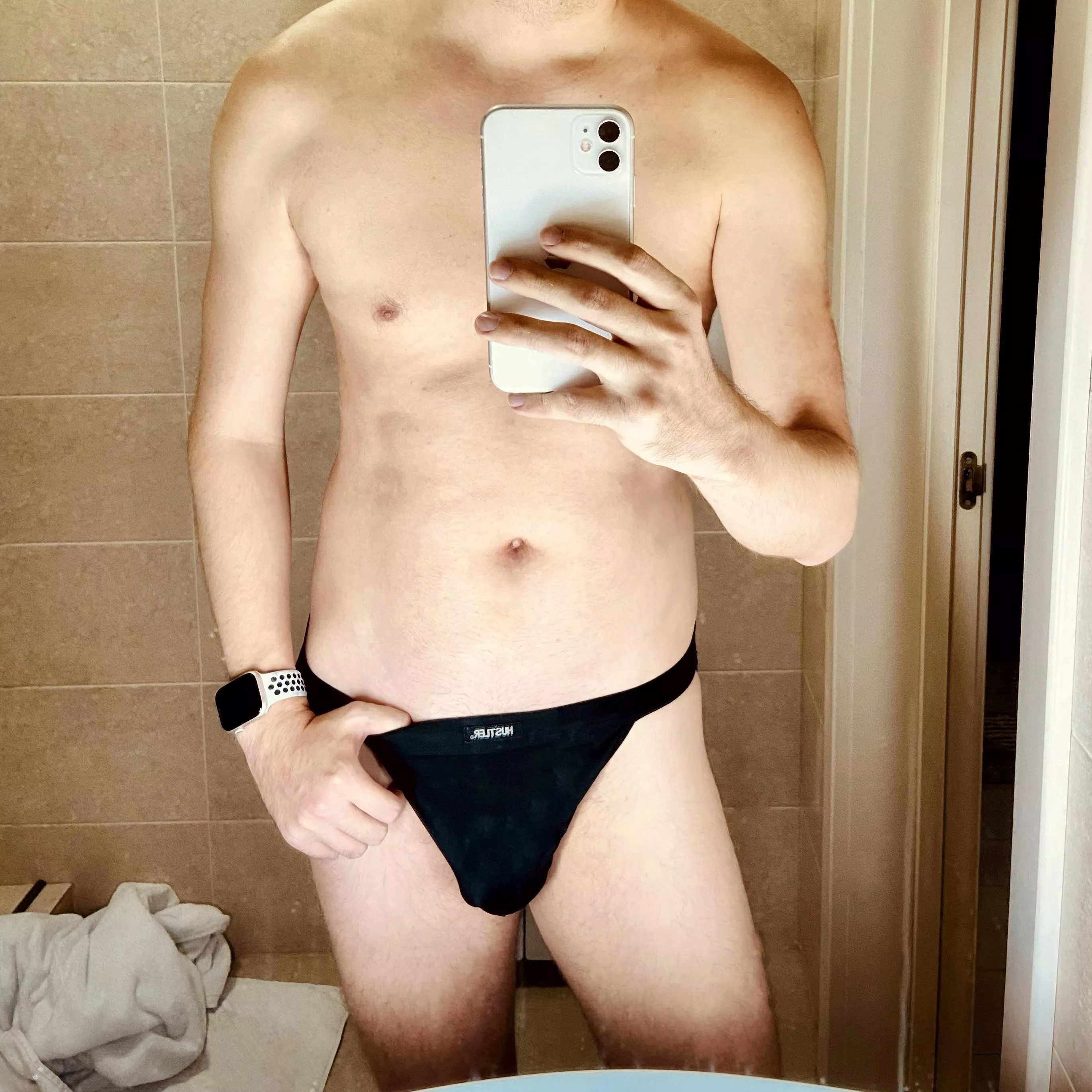 How do I look? posted by vladovass