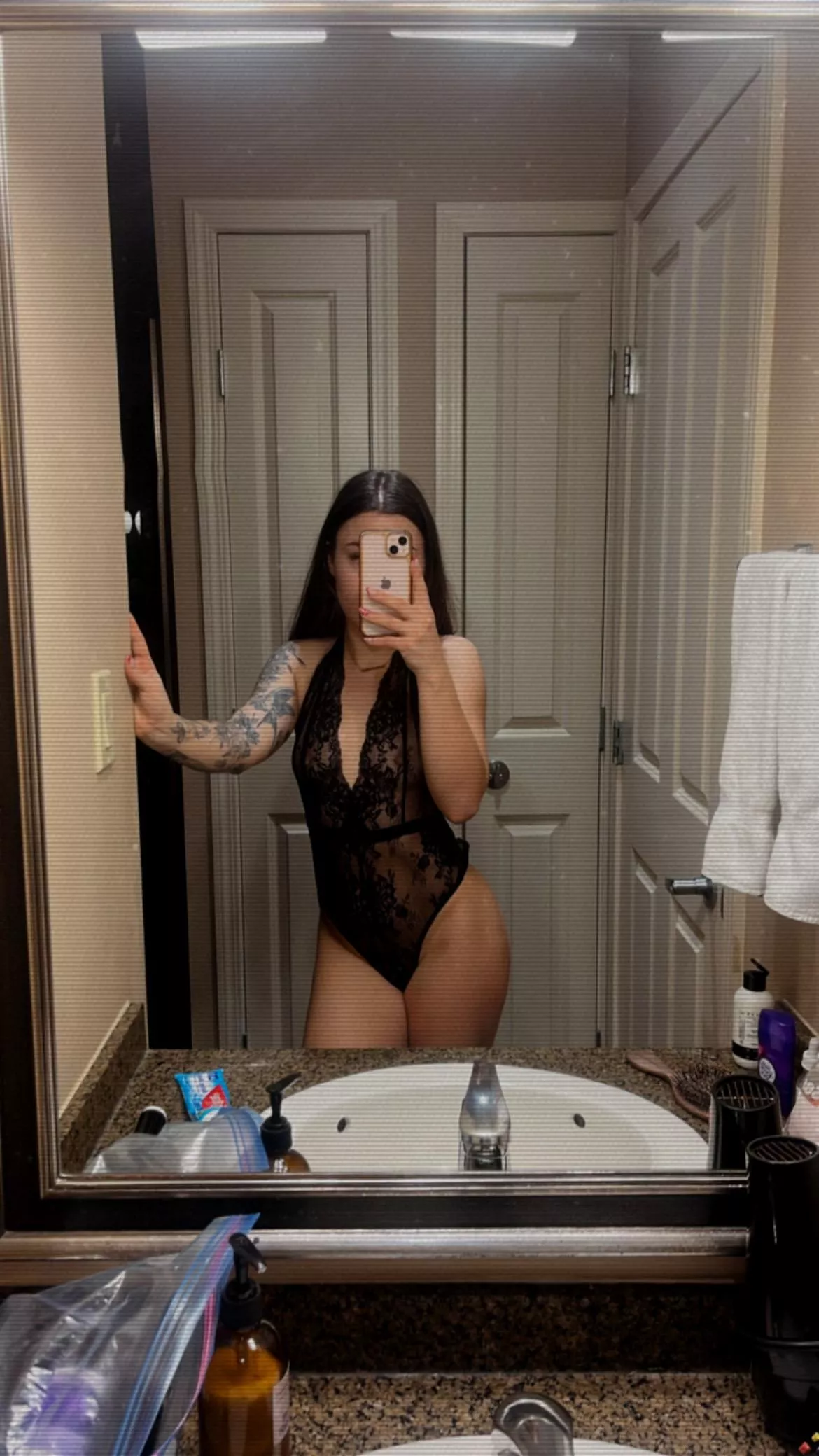 How sexy do I look in this outfit?😉 posted by loeehrg