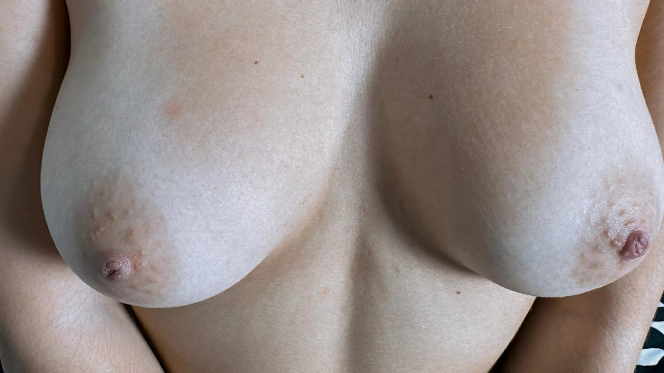 I love my chest like this, natural posted by jadecanhao