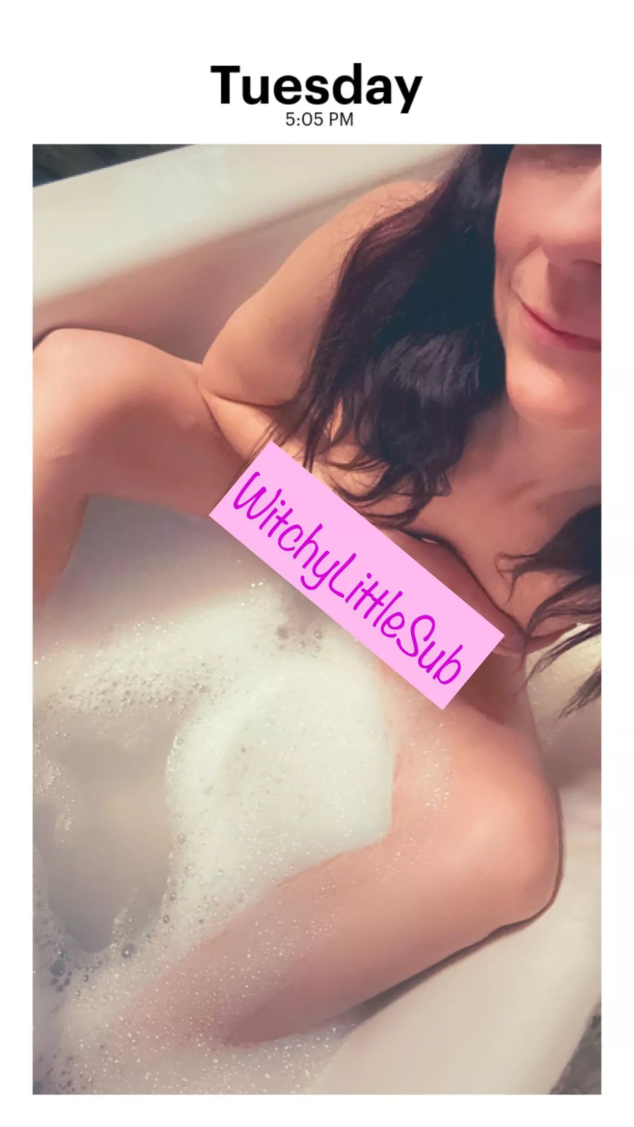 I need help drying off…wanna help??? 😘😘😘 my link is in the comments… posted by witchylittlesub