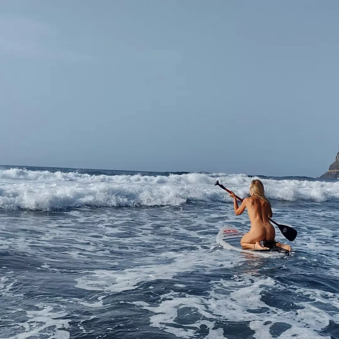 In the waves 💦💦 posted by vulpesnudista