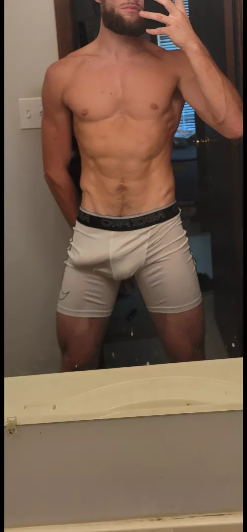 kinda noticeable by Thirteenth-place