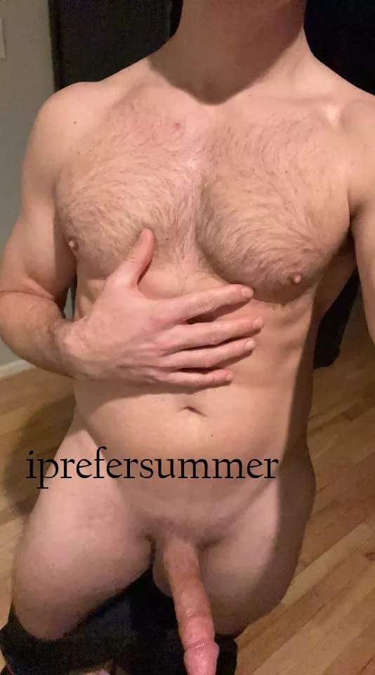Love Working From Home [M] [37] posted by iprefersummer
