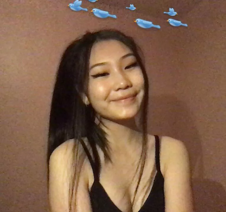 mac pics posted by hornychilicorndog