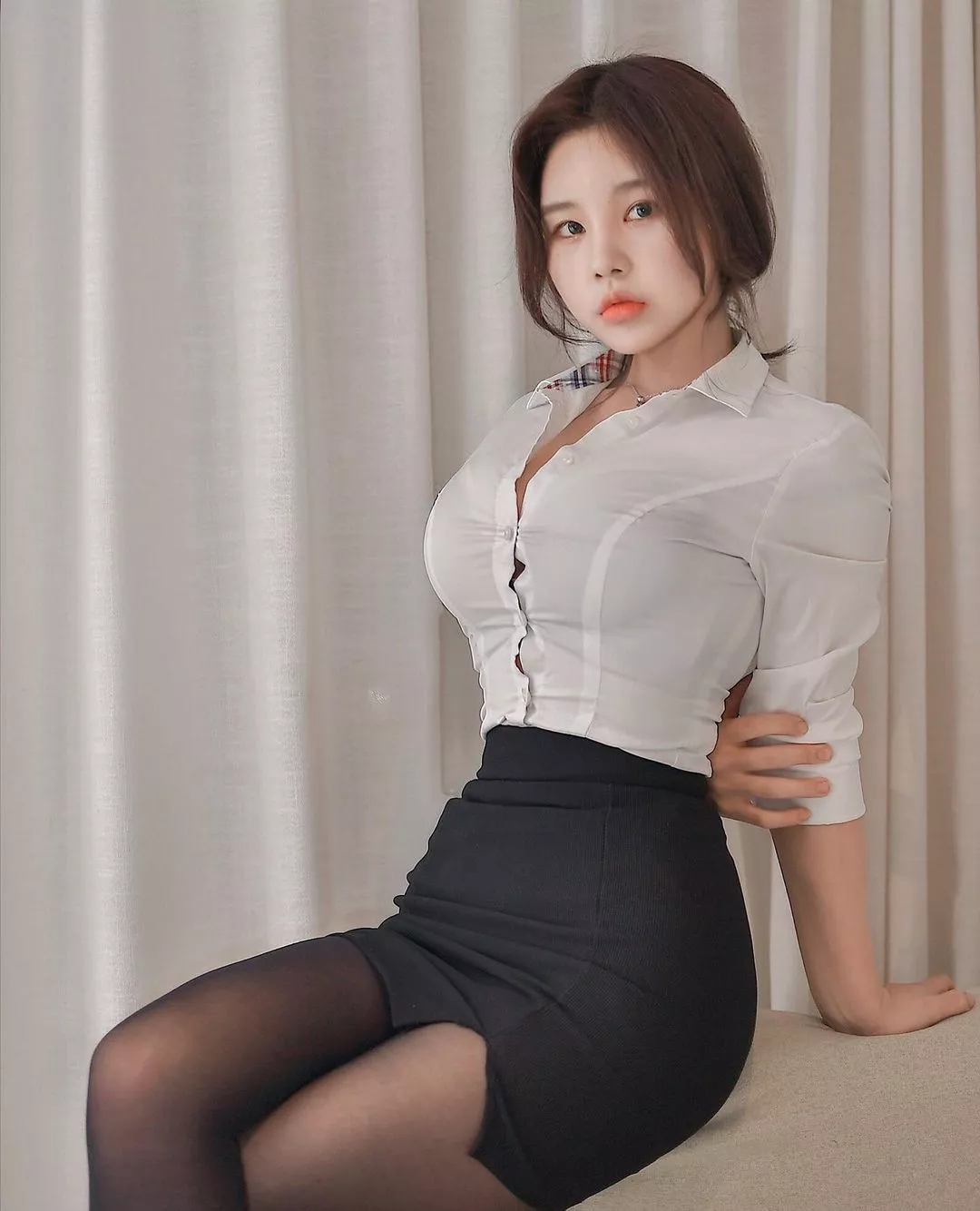Office Hottie posted by FantasticMixture5622