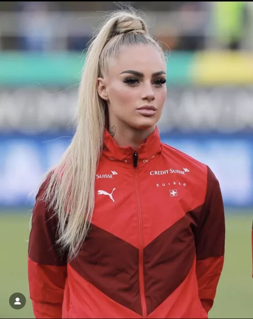 Such a fuckable face with a good grip by pshah1111