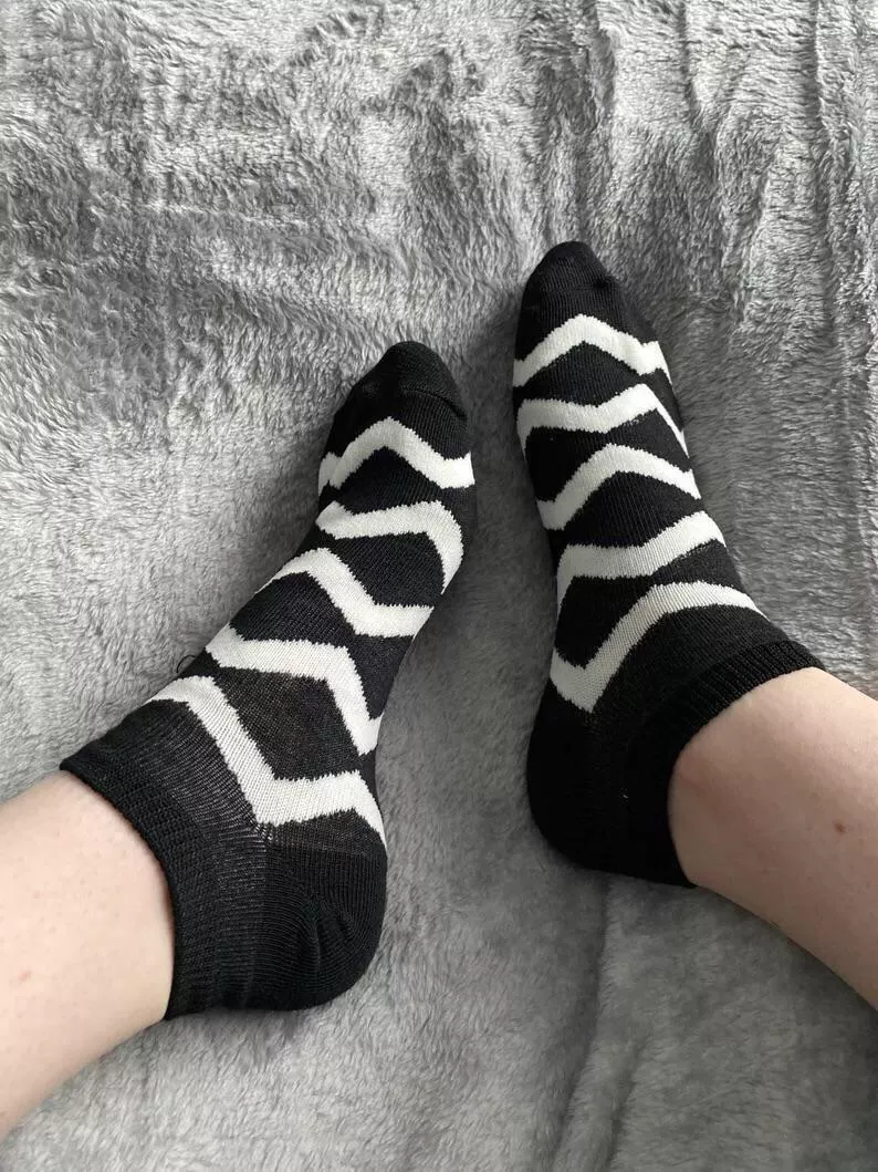 Todays pair is ready to put in some work 😋🖤 $15 per pair with free shipping posted by Such_Curve_2087