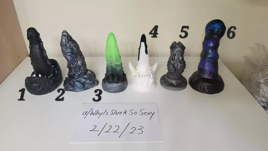 WTS 6 Indies, Darker pours by WhyIsShrekSoSexy