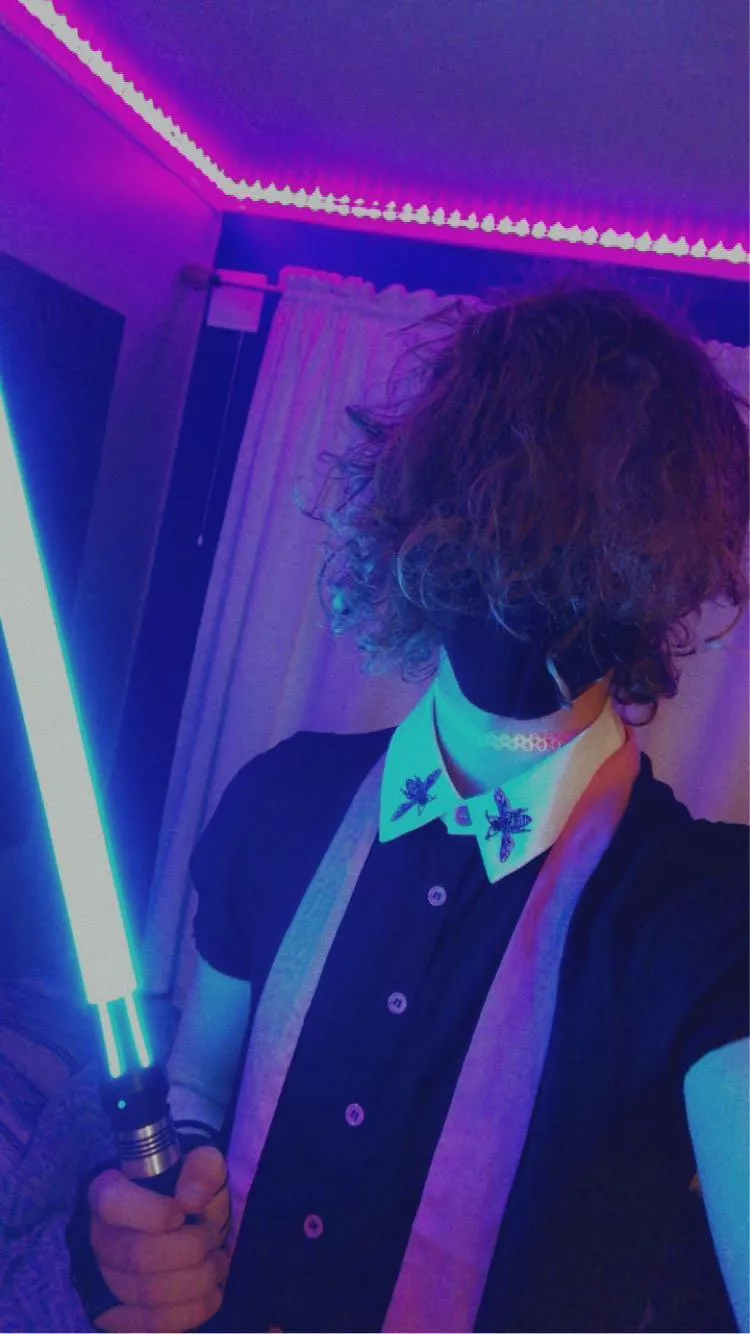 ~wwssshoom~ anyone wanna fight❤️ posted by Maxiepooi