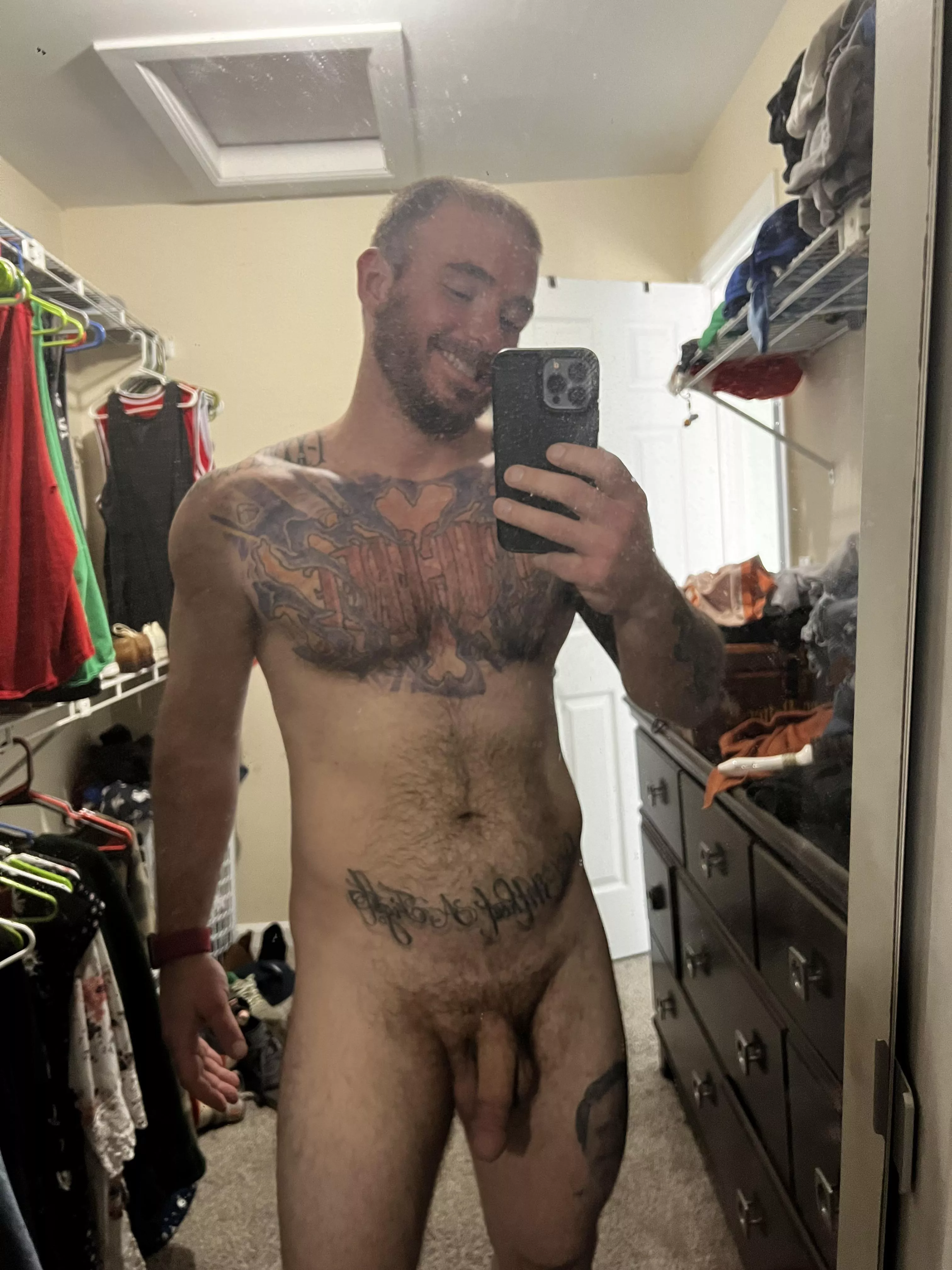 [38] It’s almost the weekend 🥵🥵 posted by Oldandnaked