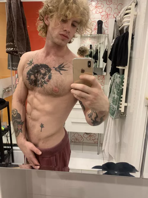 a little mystery right here by haael12