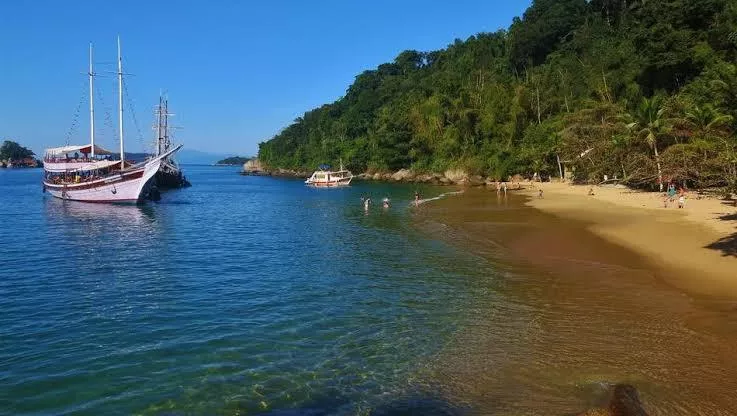 Beach Jabaquara posted by abiancaramos