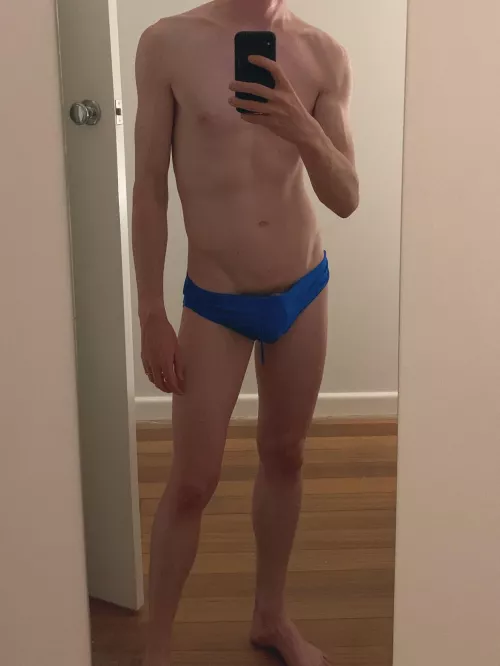 Bulging out by mediumflatwhite