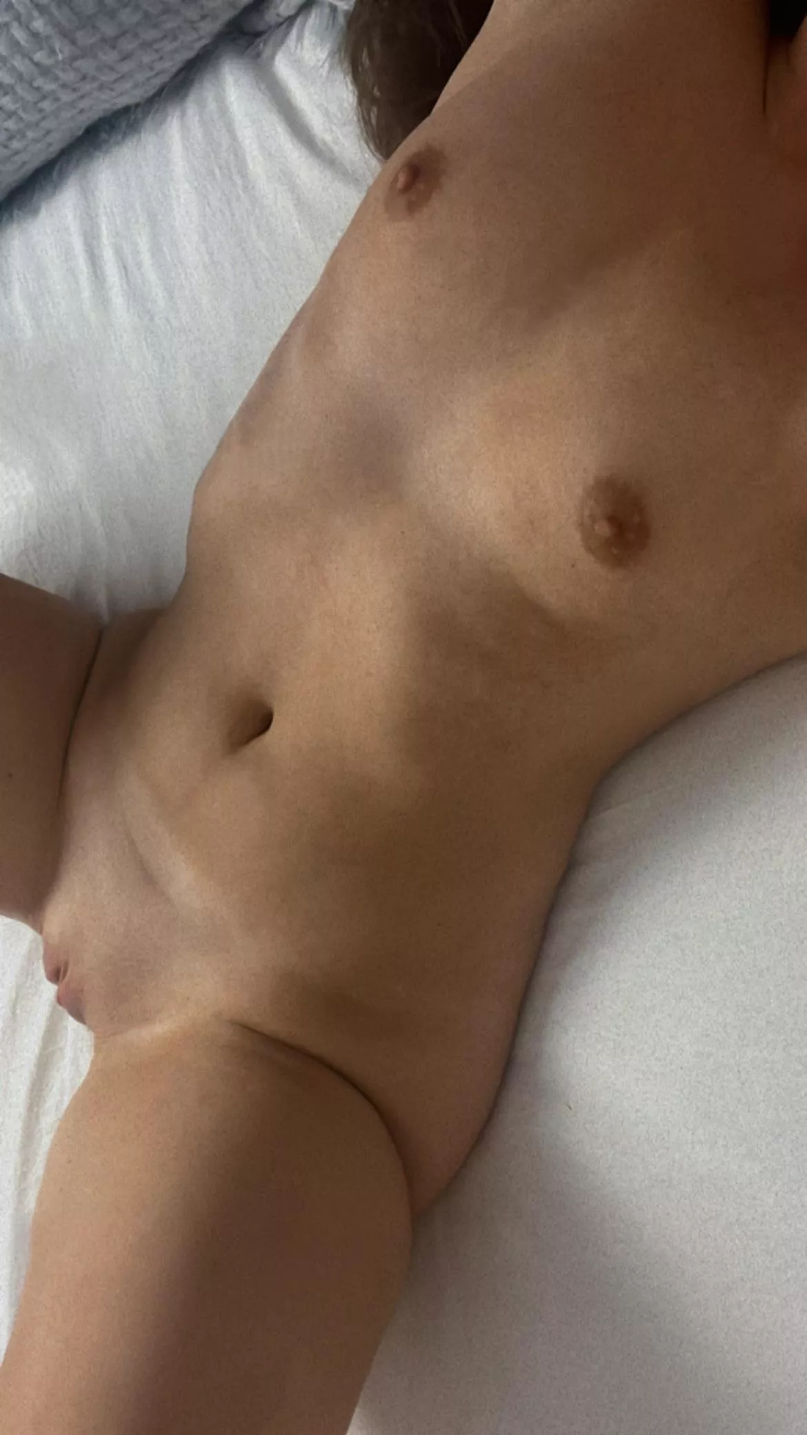 Do you like me naked? posted by carinaj9