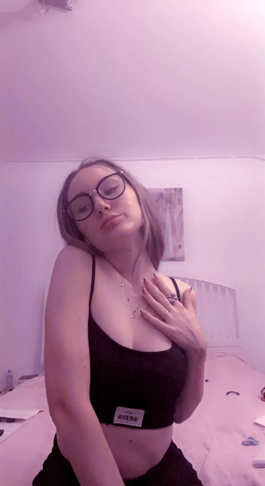 Do you think I’m pretty posted by Both_Finish_8042