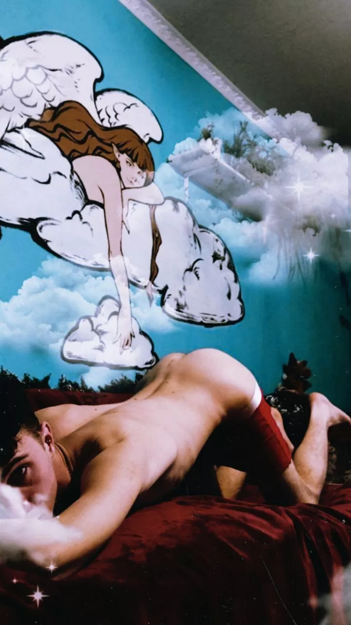 do you think my ass is cute?😘❤️‍🔥(19) posted by tomssheffer