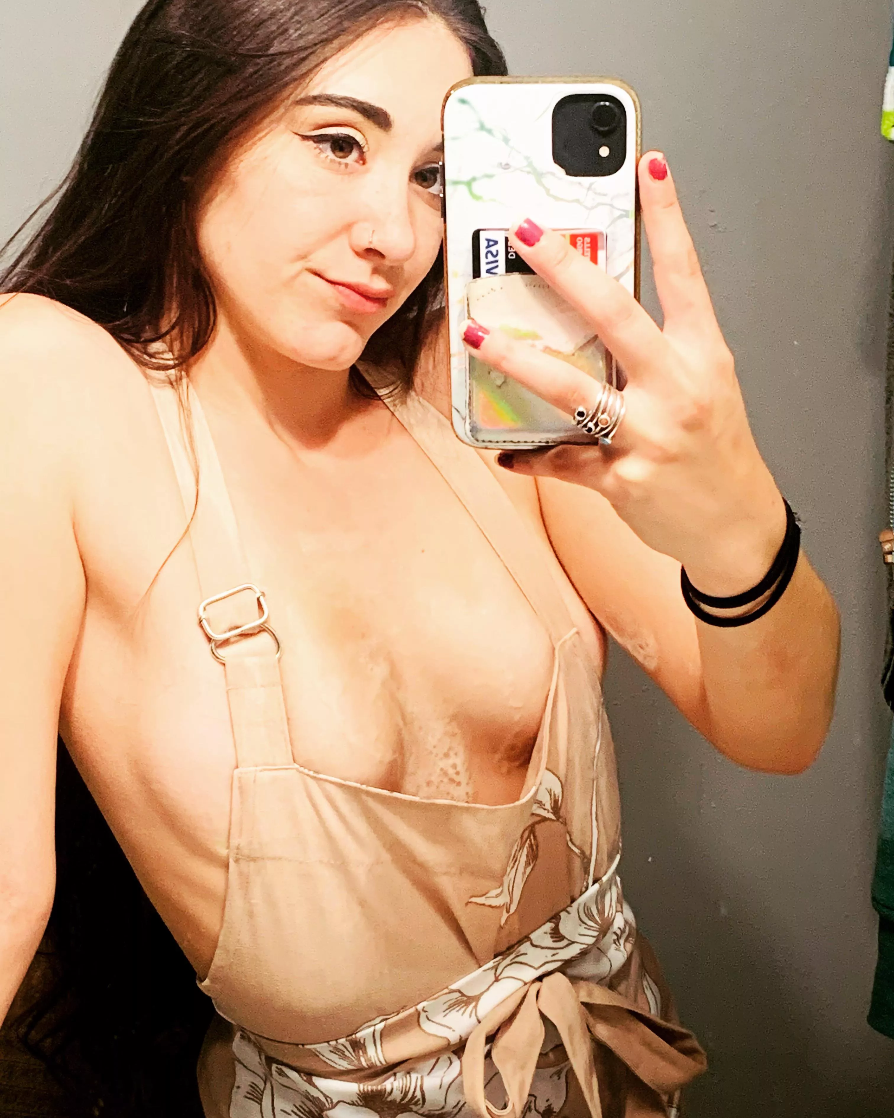 Doing dishes at work posted by EvaEllie6