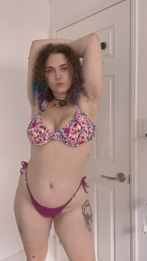 feelin cheeky today by Mittil