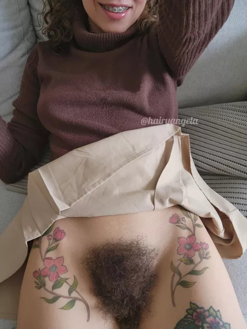 Full bush to start your day right!!! by hairyangela