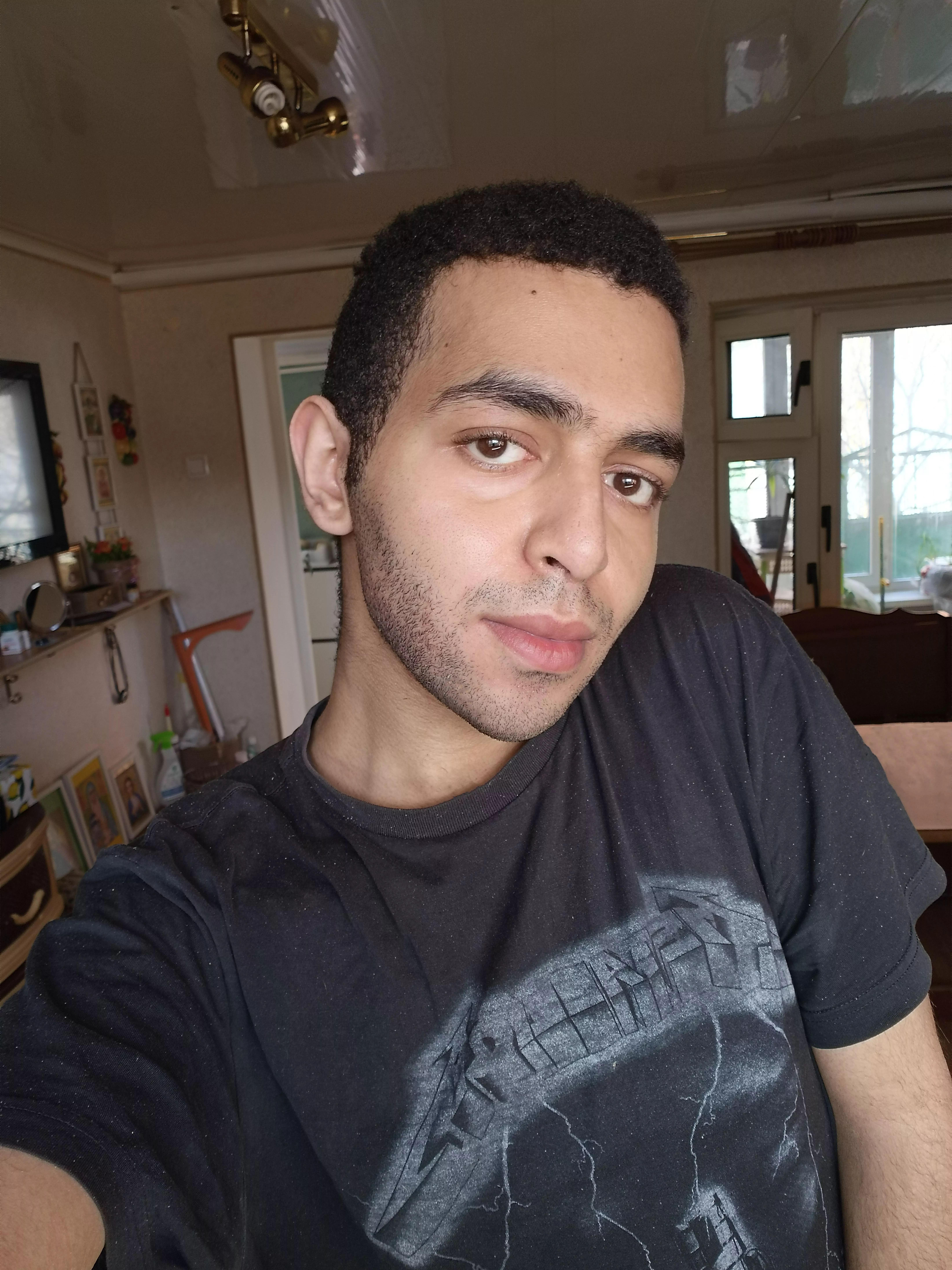 Heeey 😸 posted by AmmanuelBonda