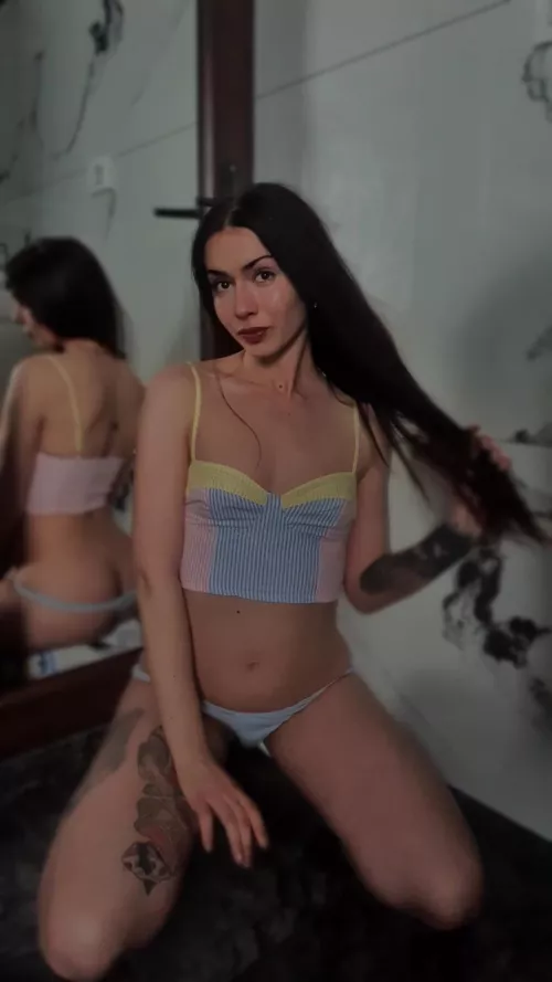 hi 👋 by Glittering_Project_4