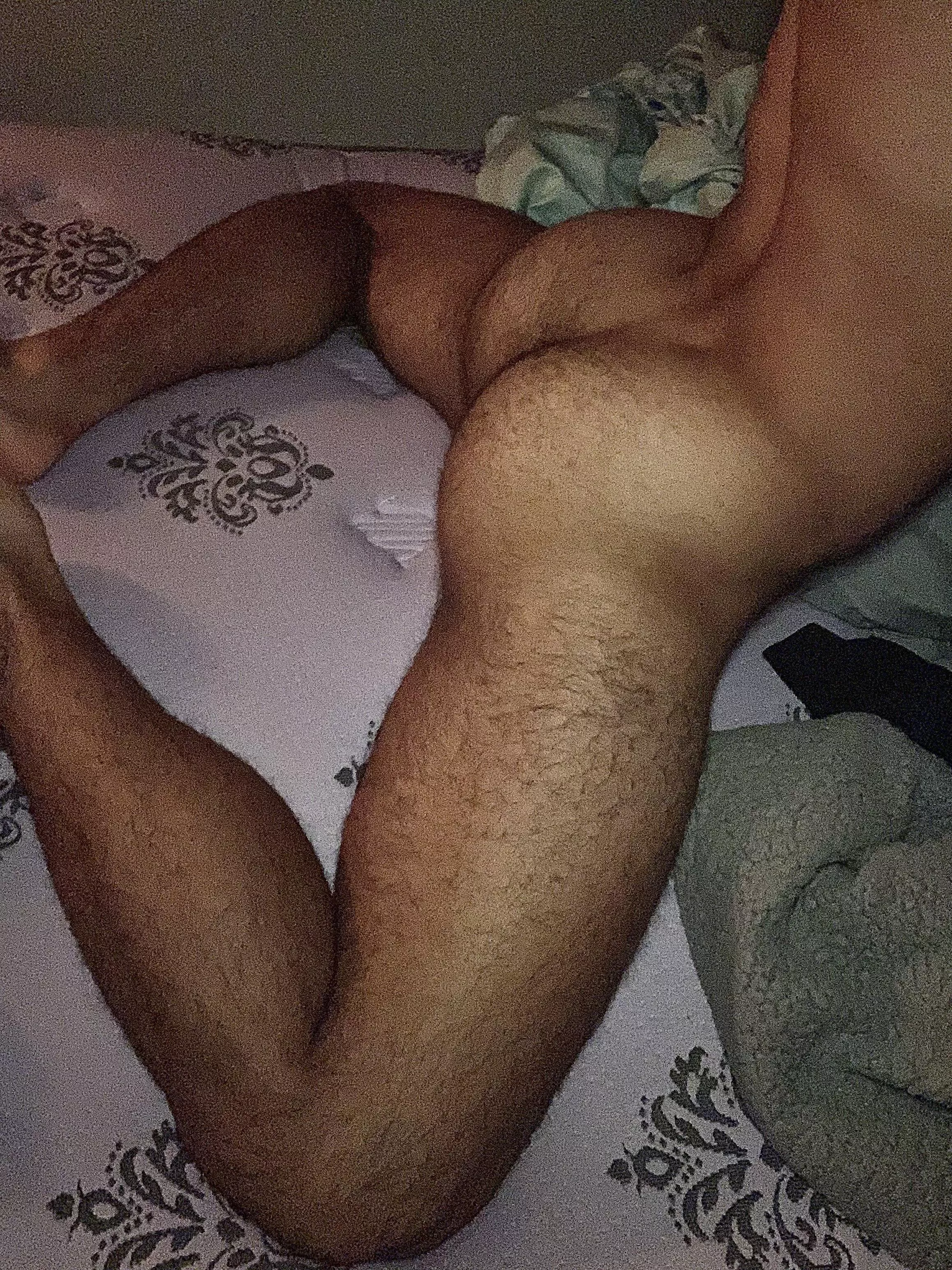 Just need someone behind me (25) posted by caligulict