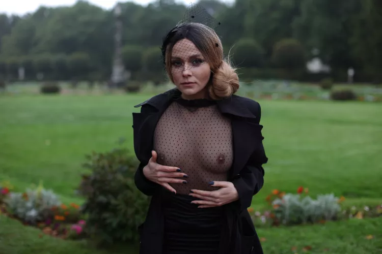 My nipples are turned on by your gaze by onlyxxxxxdream