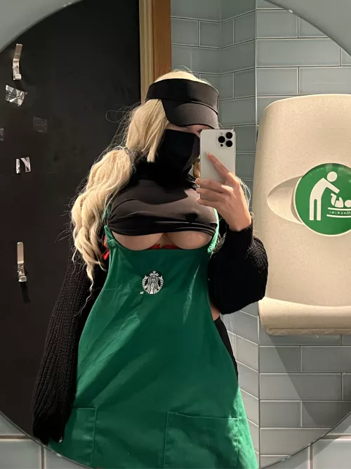 Quick busty under boob at work 💚 by yourGoddessFinn