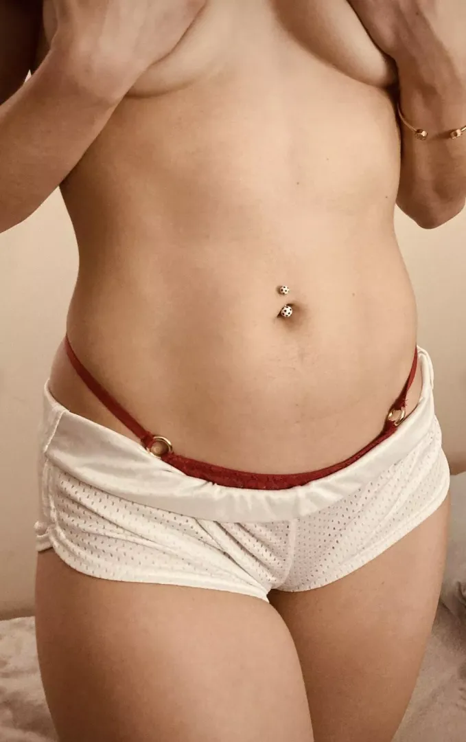 Red panty night for the gym posted by Fit_Vixen94