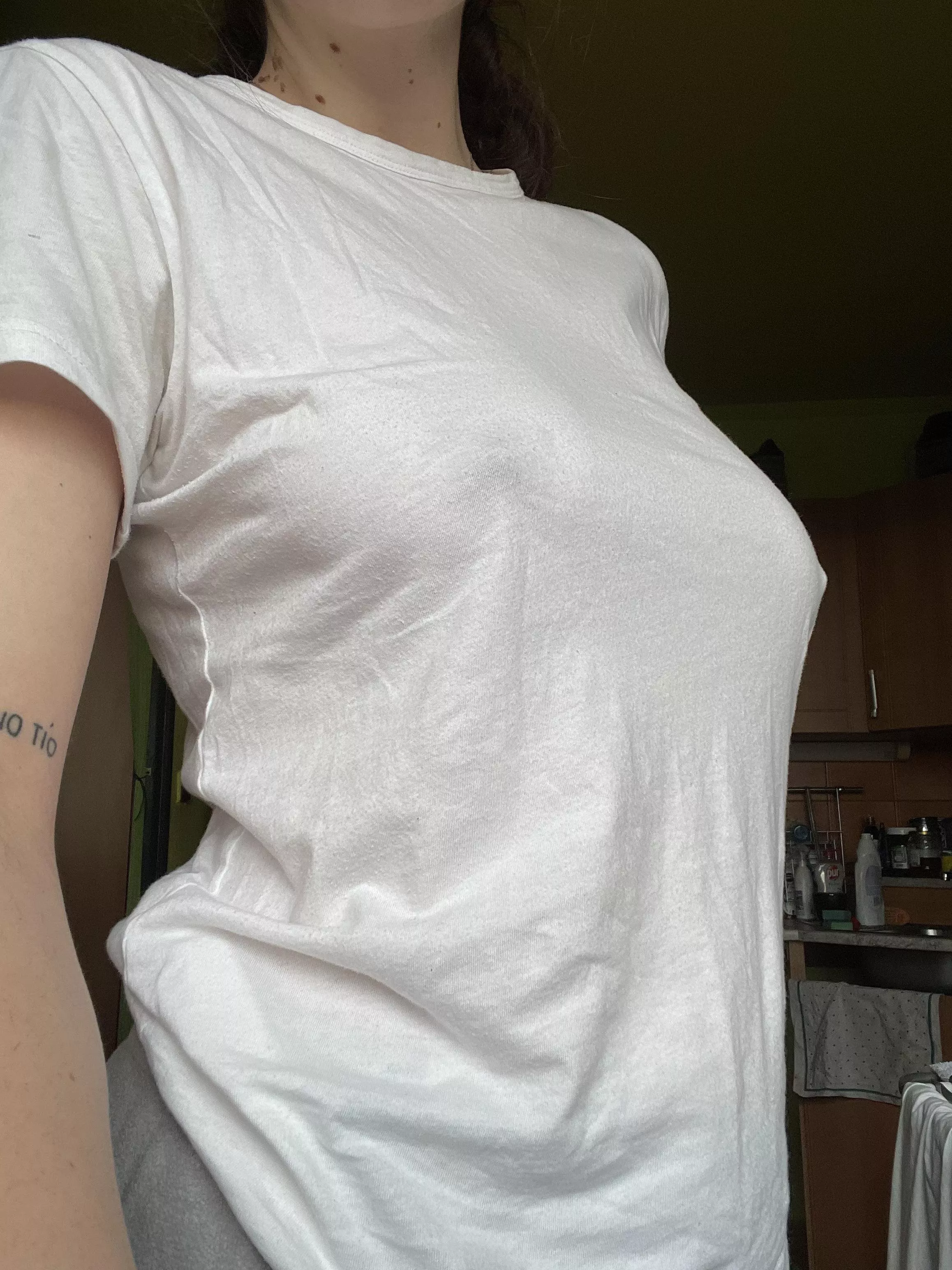 They always look hot in white T-shirts! posted by Snobunniee