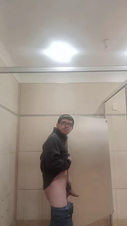 Took this at walmart yesterday by Ashgreninja20