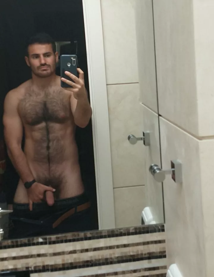 Who wants to get on their knees for me? posted by HotTowel724