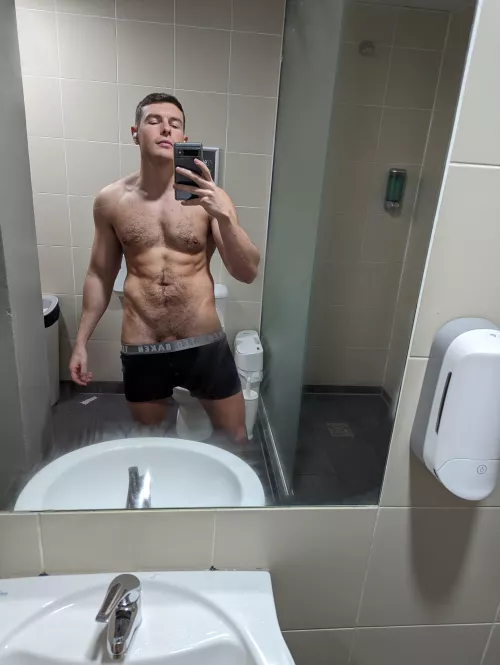 Anyone for a drink tonight? UK by Wellhungmoose247