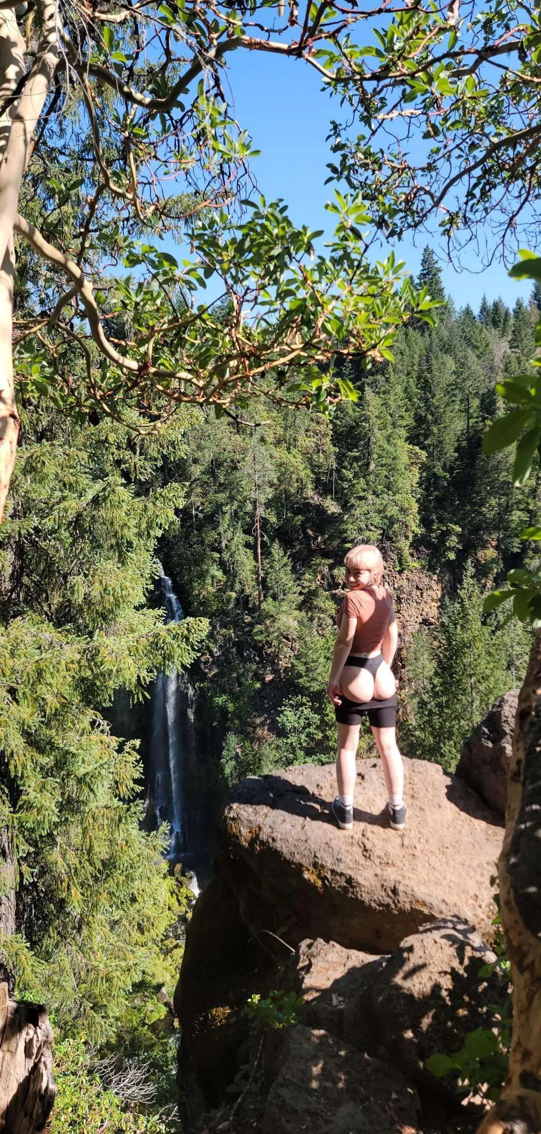 At tourist hotspot I couldn’t help myself posted by Papa_Jhon