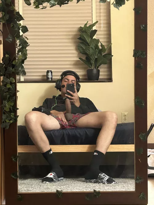 Blow me while I play Xbox by Twink__Slayer