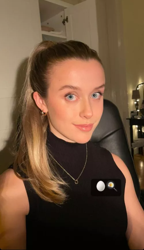 Blue Eyed Irish Girl by FarLaw6842