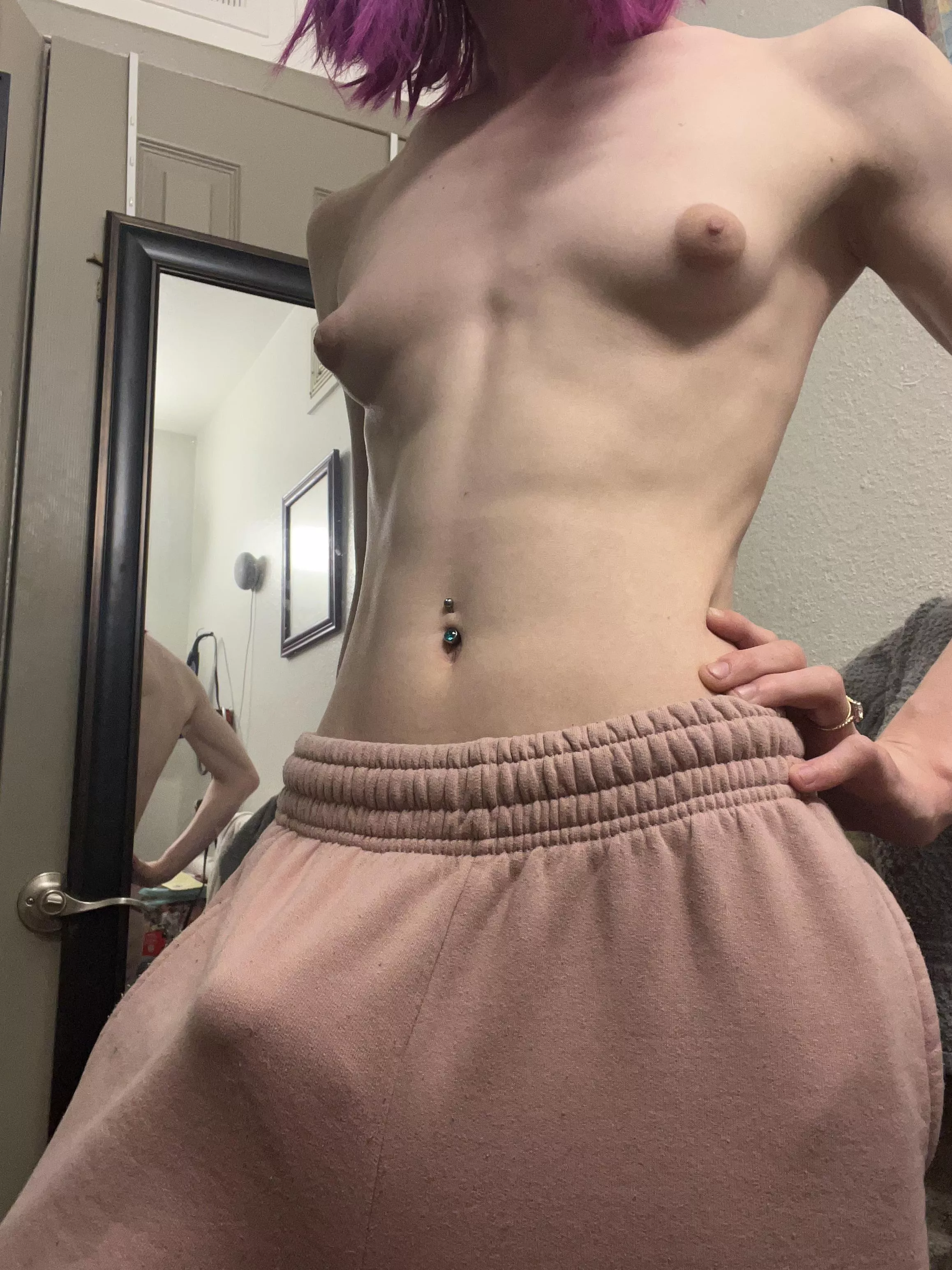 do these sweatpants flatter my cock? posted by ColoradoTransFaerie